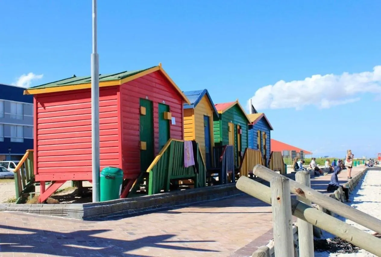 False Bay Huis Cape Town Bed & Breakfast